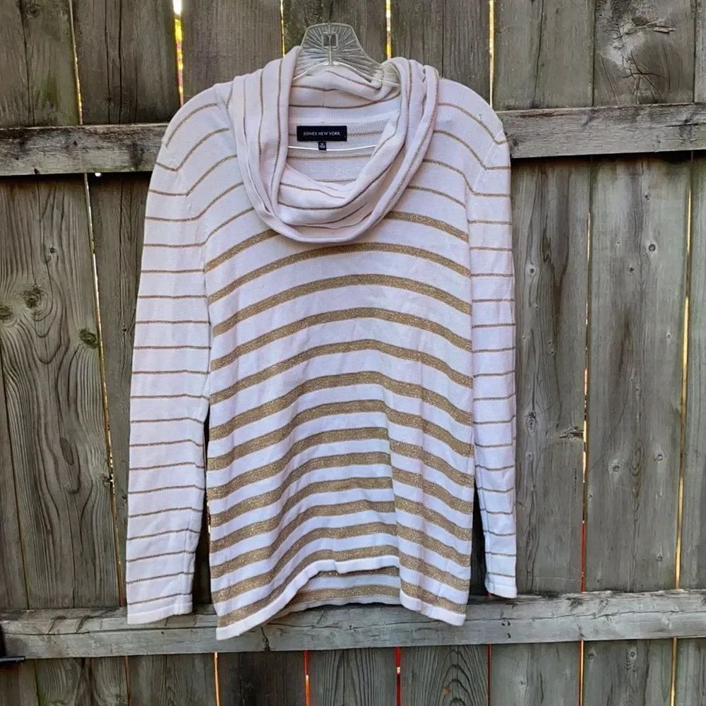 Jones New York Gold stripped sweater sz. M